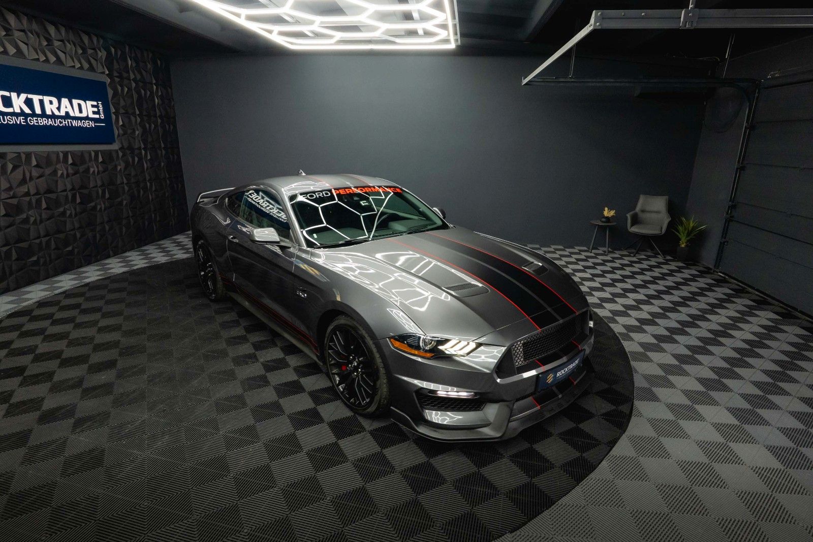 Fahrzeugabbildung Ford Mustang Shelby GT 500 5.0 V8 Performance CarPlay