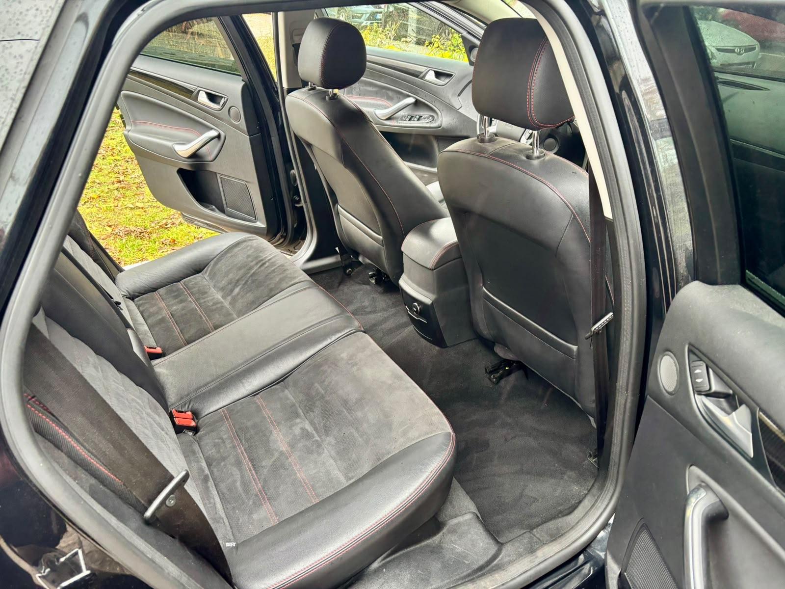 Ford Mondeo 2014 — photo 12