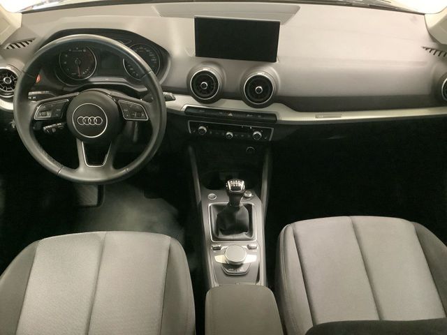 Q2 30 TFSI 81 kW 6-Gang,Navi,PDC plus,elektr. He