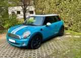 MINI Mini Cooper (R56) Blau mit weißen Rallyest... - Rallye Autos