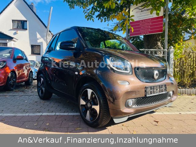 Smart ForTwo Cabrio Perfect 90Ps AUTO/JBL/KAM/NAVI/PDC