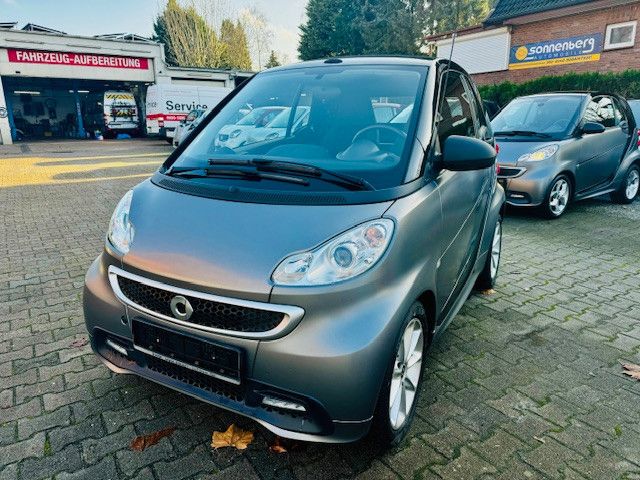 Smart ForTwo Cabrio Turbo 84 Ps, SHZ, Navi, TÜV Neu