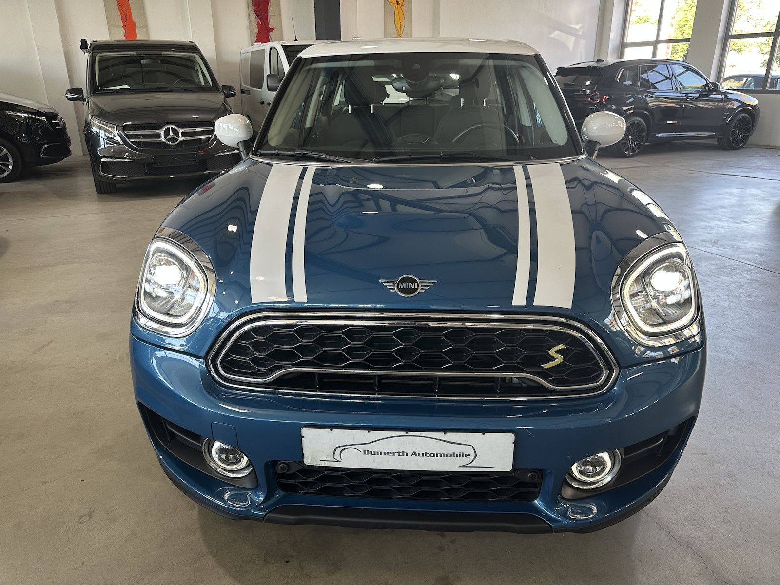 Fahrzeugabbildung MINI Cooper S Countryman S E ALL4/NAV/KAM/LED/Keyless