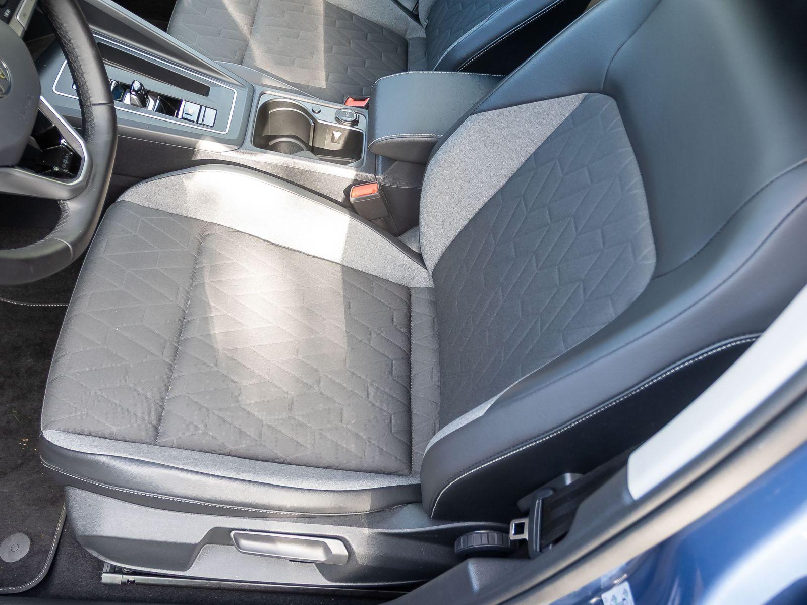 Volkswagen Golf VIII Goal 1.5 eTSI Navi LED ACC EPH AHK, миниатюра 10