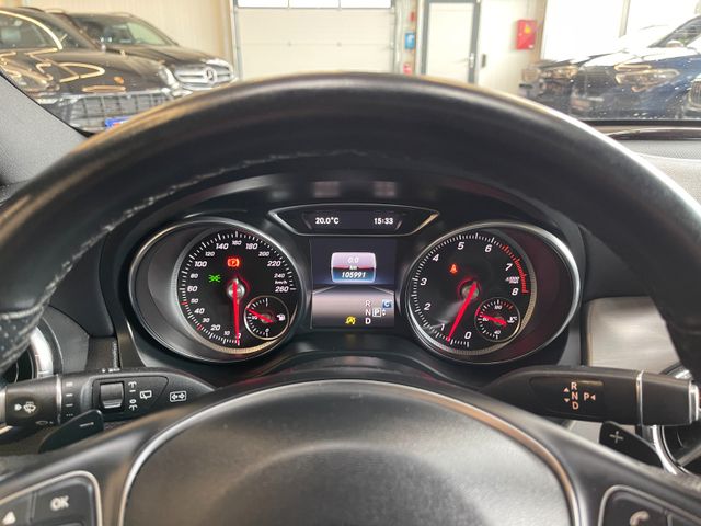 Mercedes-Benz CLA 200 Shooting Brake *KAM*NAVI*LED*PDC*PANO*
