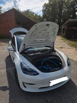 Tesla Model 3 Allradantrieb mit Dualmotor Performa... - Tesla Gebrauchtwagen in Bielefeld