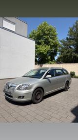Toyota Avensis Combi Sol 1.8-l-VVT-i Sol - gebrauchte Toyota Avensis aus dem Jahr 2008