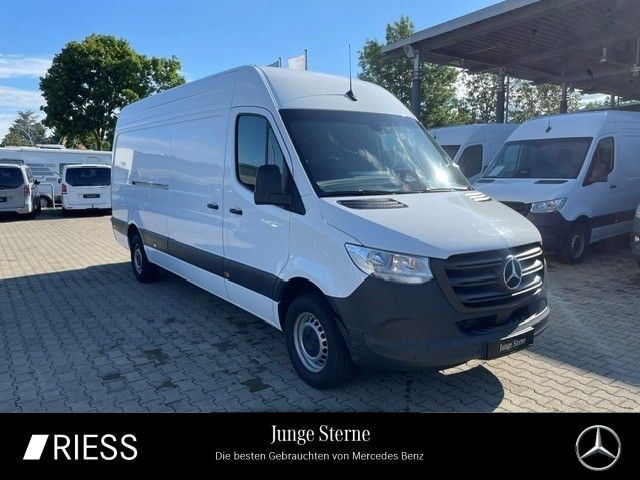 Image of Mercedes-Benz Sprinter