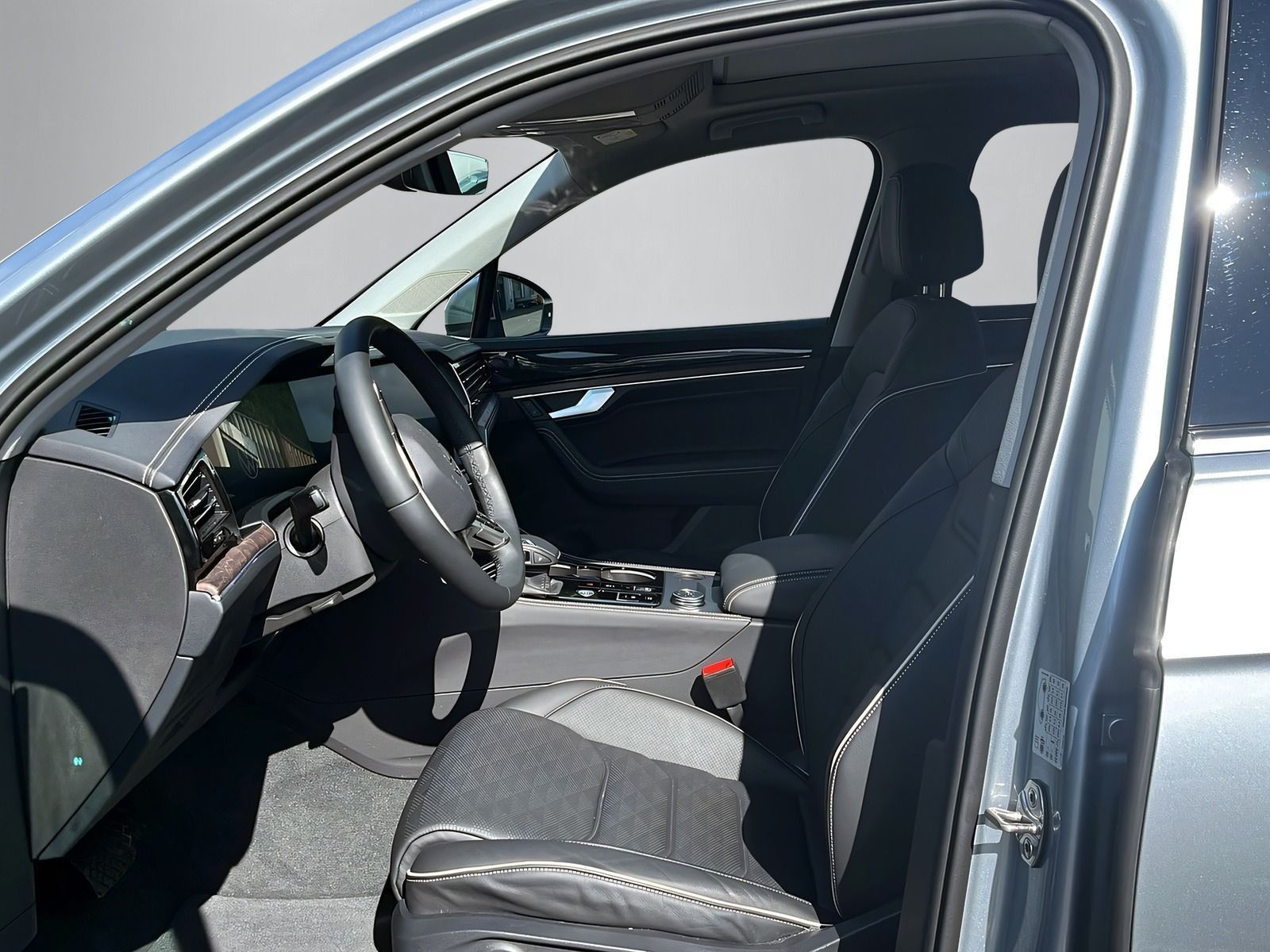 Volkswagen Touareg - Bild 6