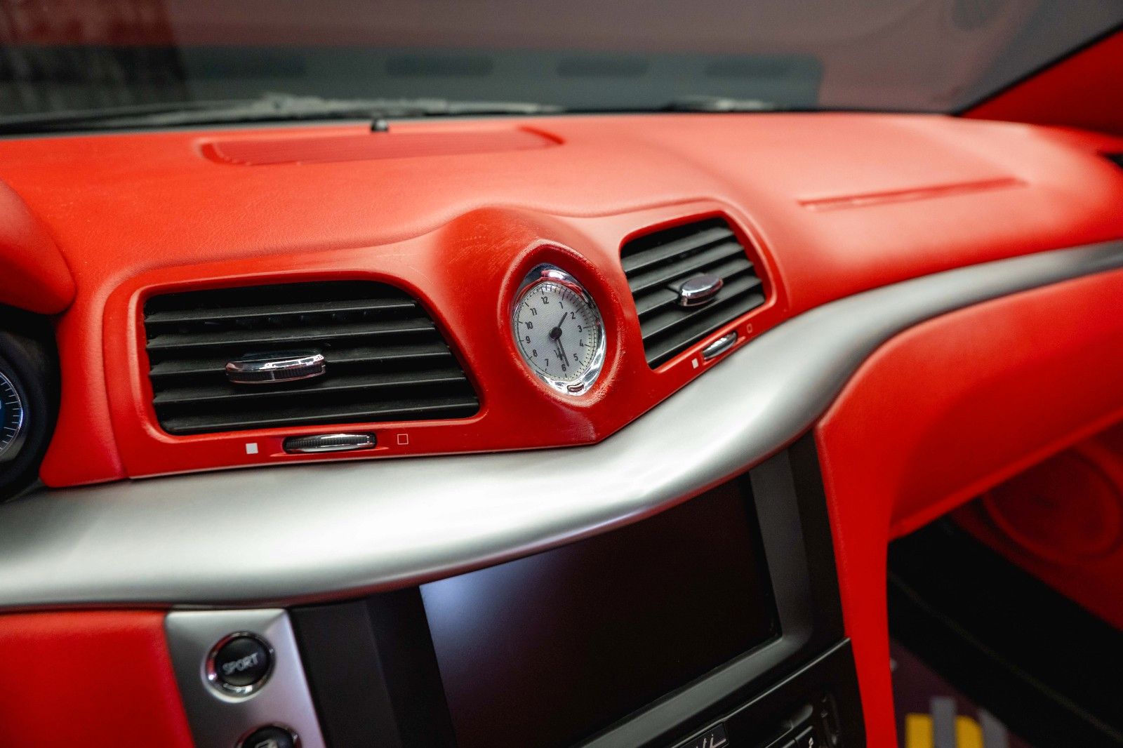 Fahrzeugabbildung Maserati GranCabrio Sport 4.7 V8 Ferrari *Unfallfrei*BOSE