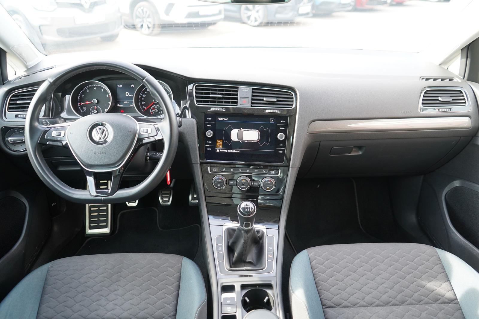 Volkswagen Golf VII 1.0 IQ Drive ACC Totwinkel Sitzheizung