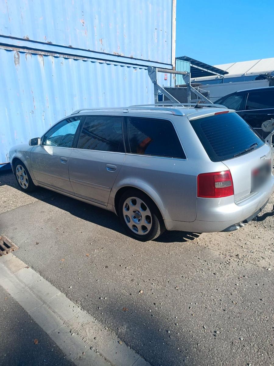 Audi A6 2004 — engine 163 HP (120kW)