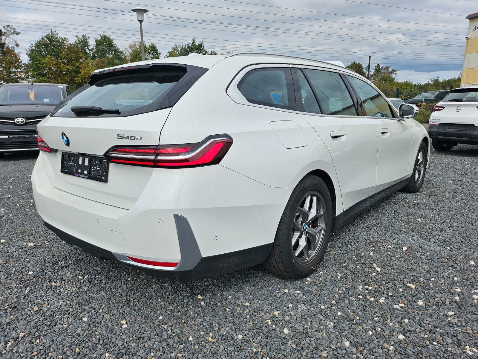BMW 540 d Touring xDrive KLIMA HUD AHK NAVI 8FACH foto 5