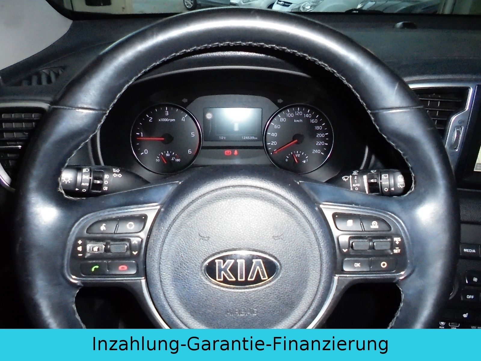 Fahrzeugabbildung Kia Sportage Dream Team 2WD Klimaaut/Kamara/Navi/Pdc