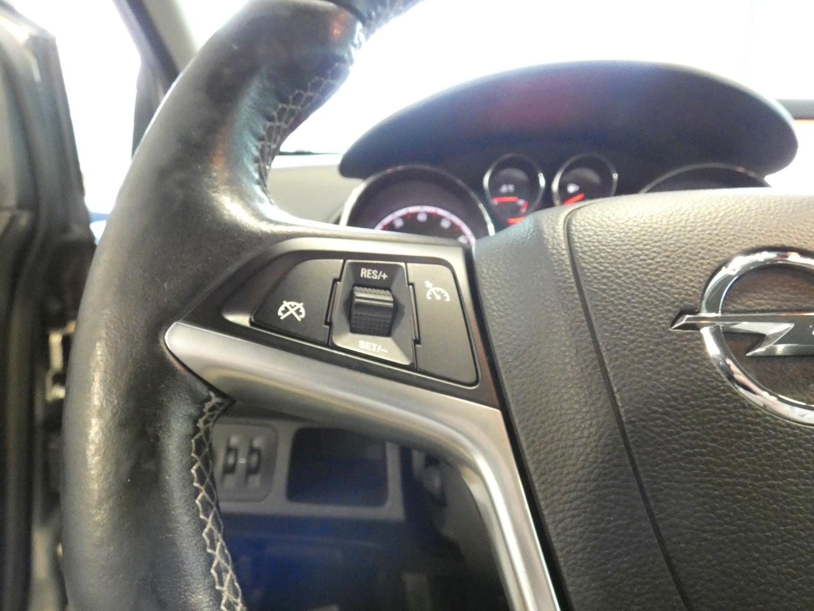 Opel Meriva B Style TÜV NEU/Kamera/Shz/Lenkrhz.