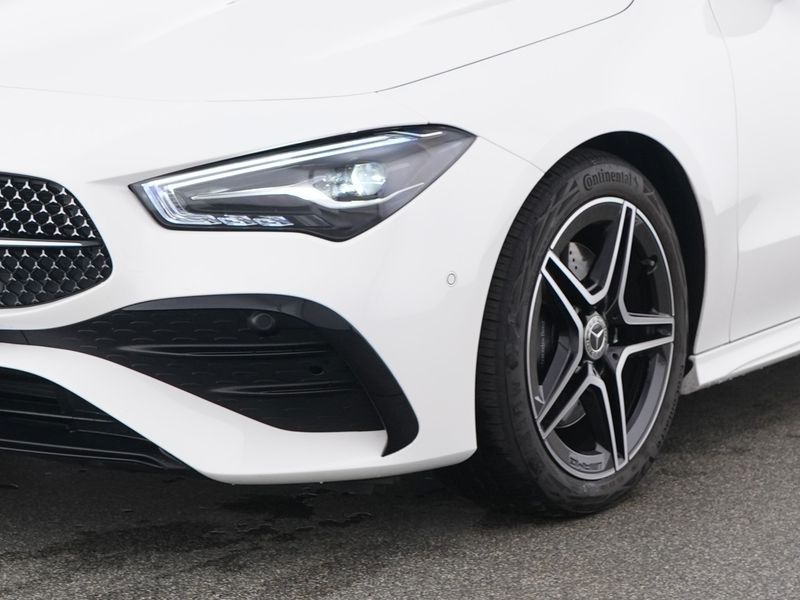 Fahrzeugabbildung Mercedes-Benz CLA 220 4M Coupé AMG Pano+Night+AdvSound+Keyless
