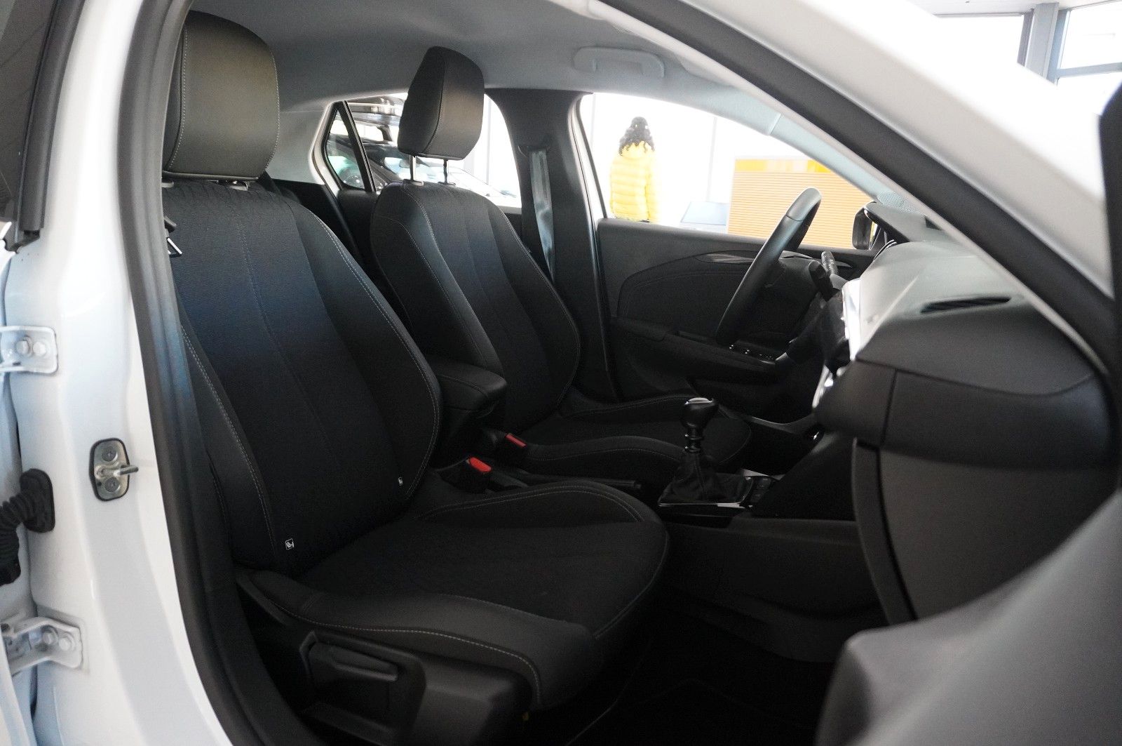 Fahrzeugabbildung Opel Corsa F 1.2 ELEGANCE NAVI/LED/SPORT/SH//VIRT/DAB