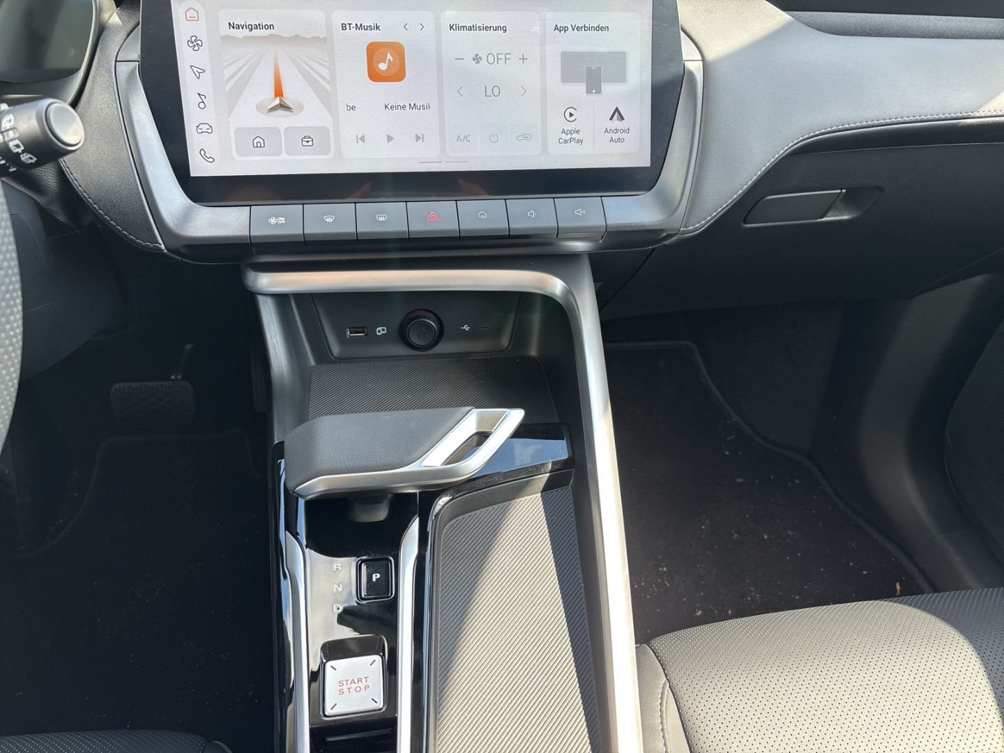 Fahrzeugabbildung MG ZS Hybrid+ LUXURY AT MY25 Vorführwagen