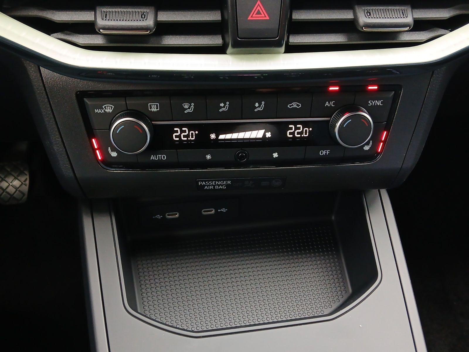 Fahrzeugabbildung SEAT Ibiza 1.0 TSI Style LED Winter-Paket