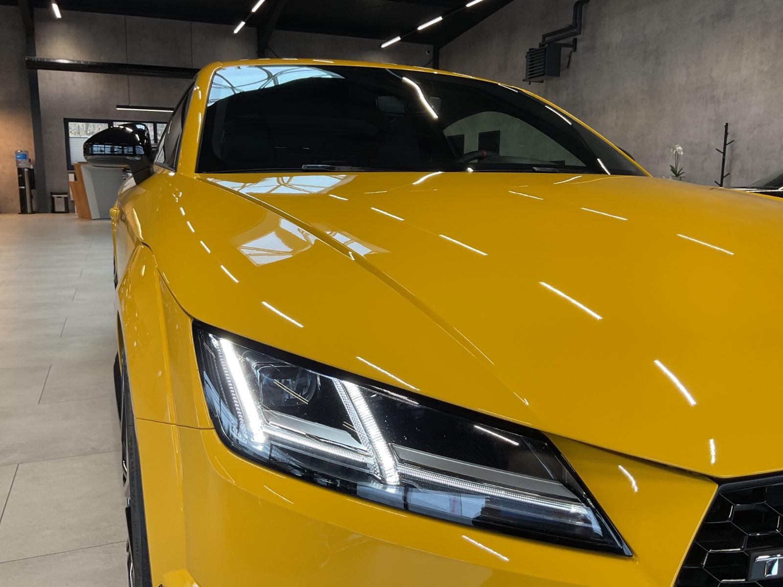 Audi TT RS Coupe Akropovic B&O Matrix 440PS 280km/h