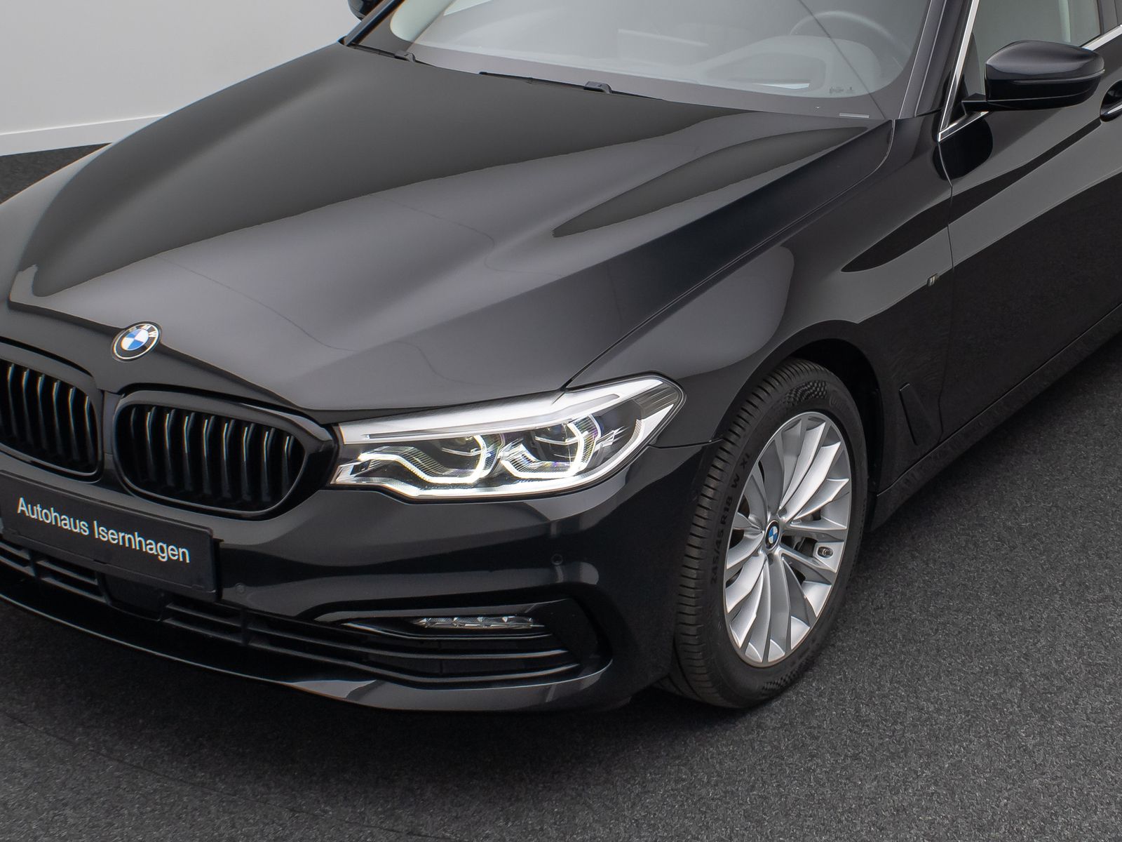 Fahrzeugabbildung BMW 540i xD Luxury Line HUD DAB Massage Panorama AHK