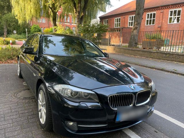 BMW Auto BMW 520d F10