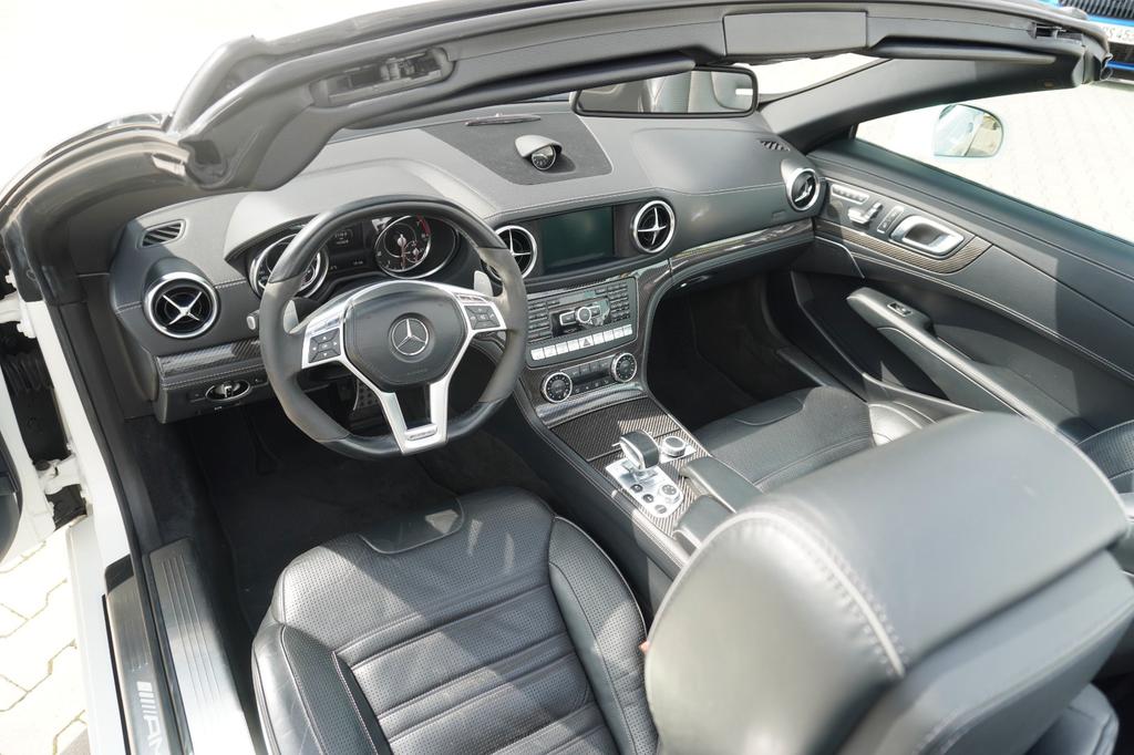 Mercedes-Benz SL 63 AMG