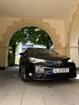 Toyota Avensis 1,6-l-D-4D Business Ed. Touring Spor... - Toyota Avensis: Business