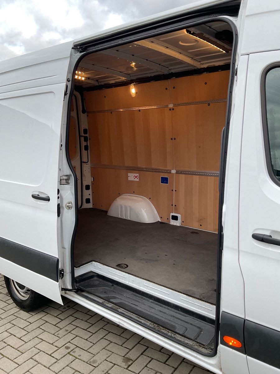 Fahrzeugabbildung Mercedes-Benz Sprinter 317 CDI,3.5T,L2 H2,Auto,Kamera,Navi,LED