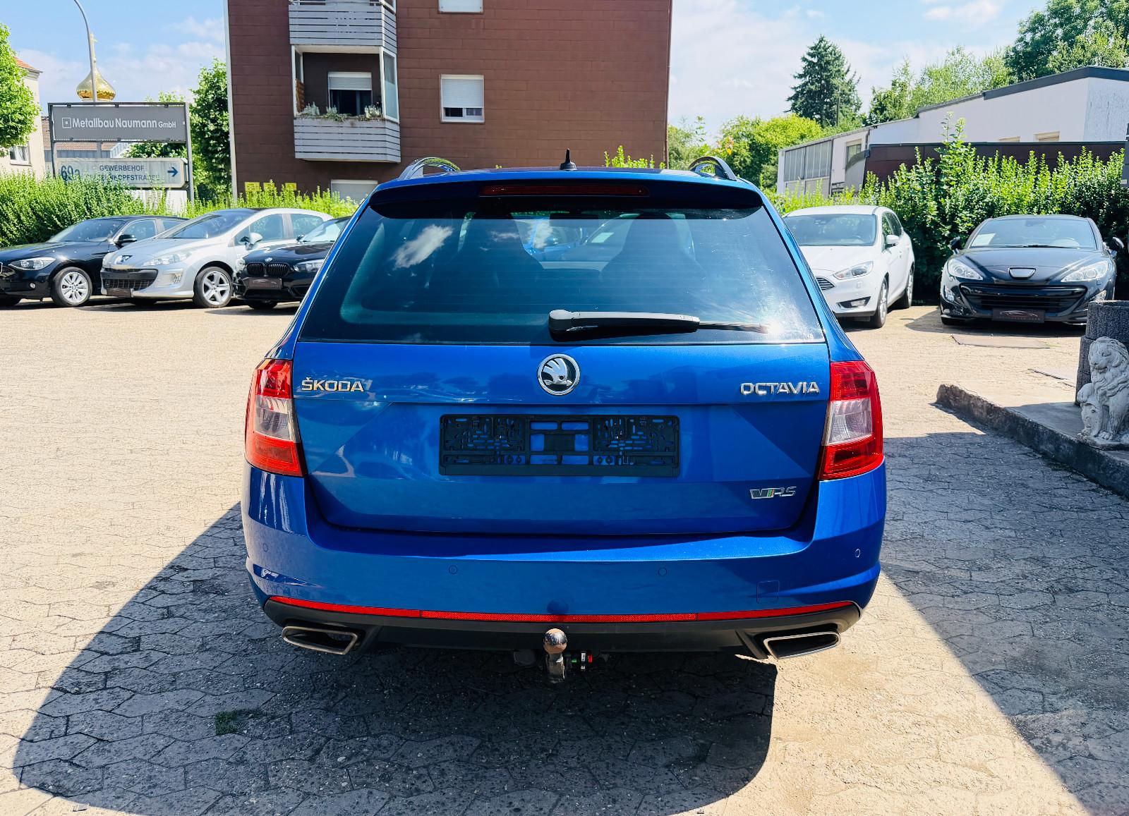 SKODA OCTAVIA RS 2.0 TDI 184ch - NAVIGATION - BI-XÉNON - ATTELAGE - SIÈGES CHAUFFANTS