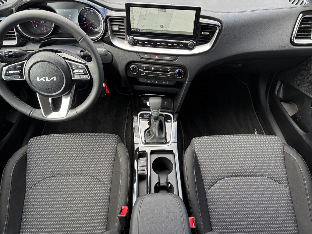 Fahrzeugabbildung Kia Ceed 1.4 Vision DCT7 STD (NAV)