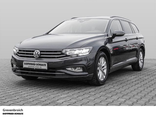 Volkswagen Passat Variant 1.5 TSI DSG Business AHK car play