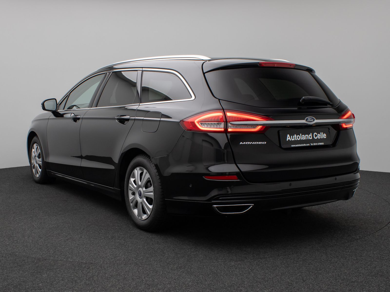 Fahrzeugabbildung Ford Mondeo Turnier Titanium Kamera AHK Winter 8fach