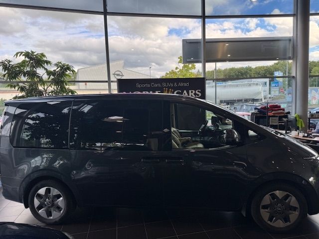 Fahrzeugabbildung Hyundai STARIA Prime 4WD LED NAVI ALU