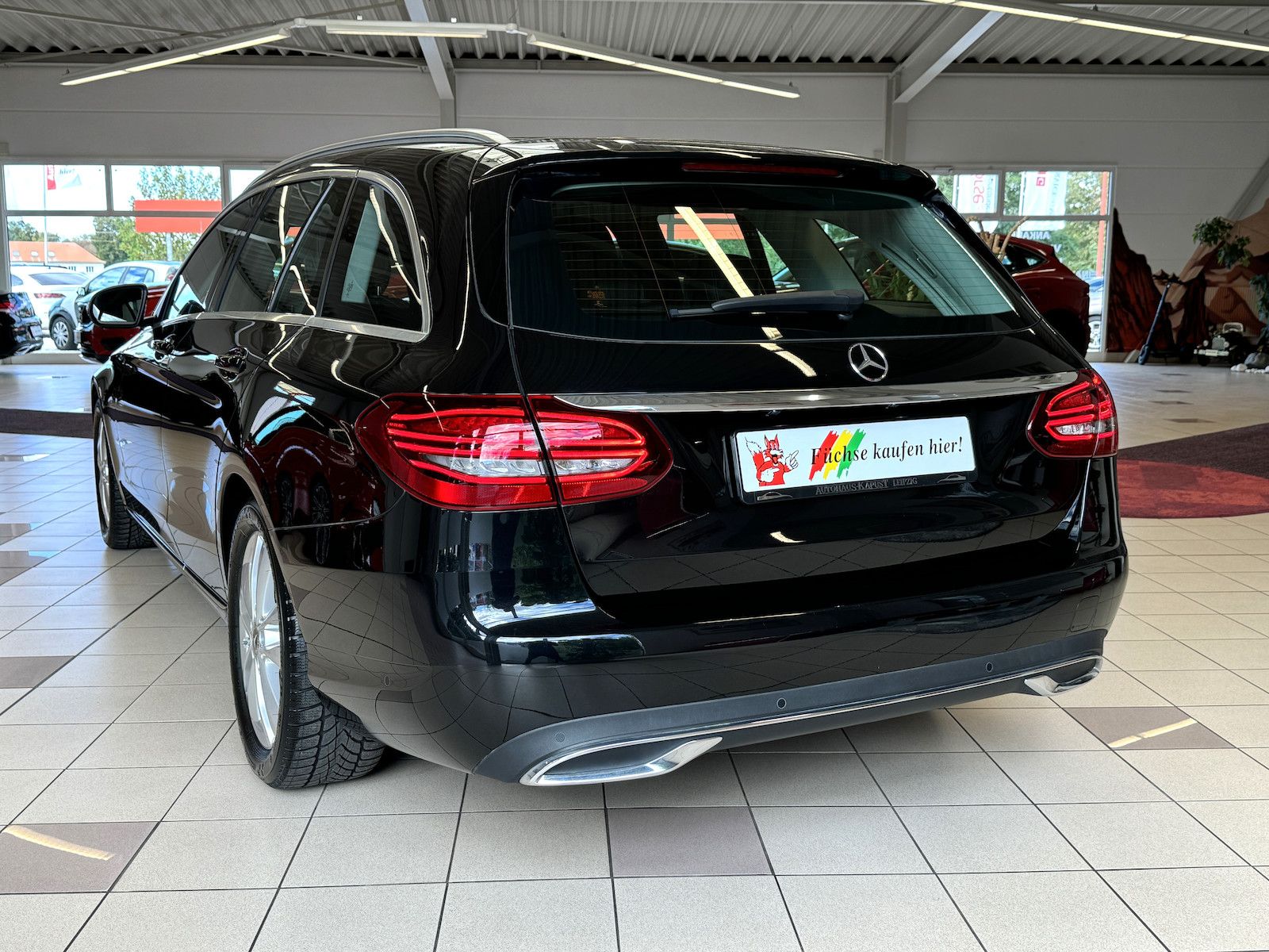 Fahrzeugabbildung Mercedes-Benz C 200 T Aut Avantgarde/1.Hd/Navi/LED/Cam/DAB/VZE
