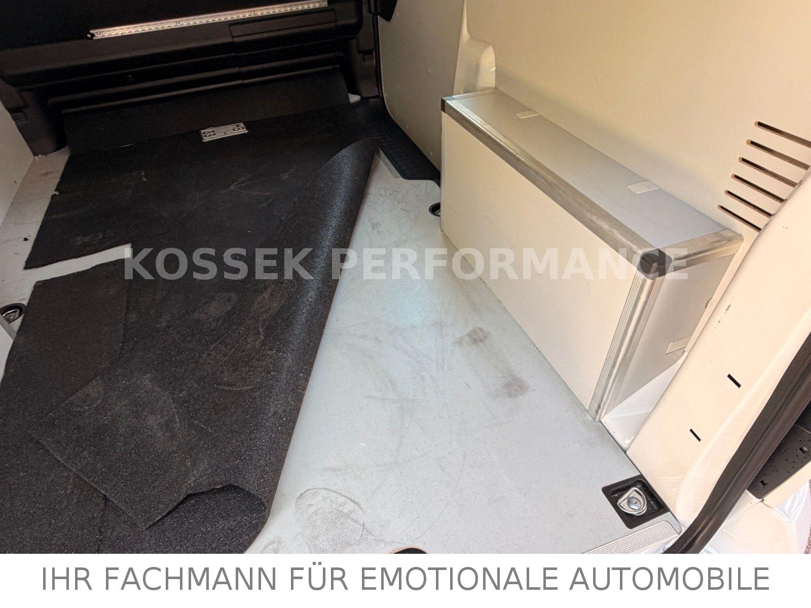 Peugeot Expert1.5 120PS/Fenster seitlich-hinten/Navi/DAB