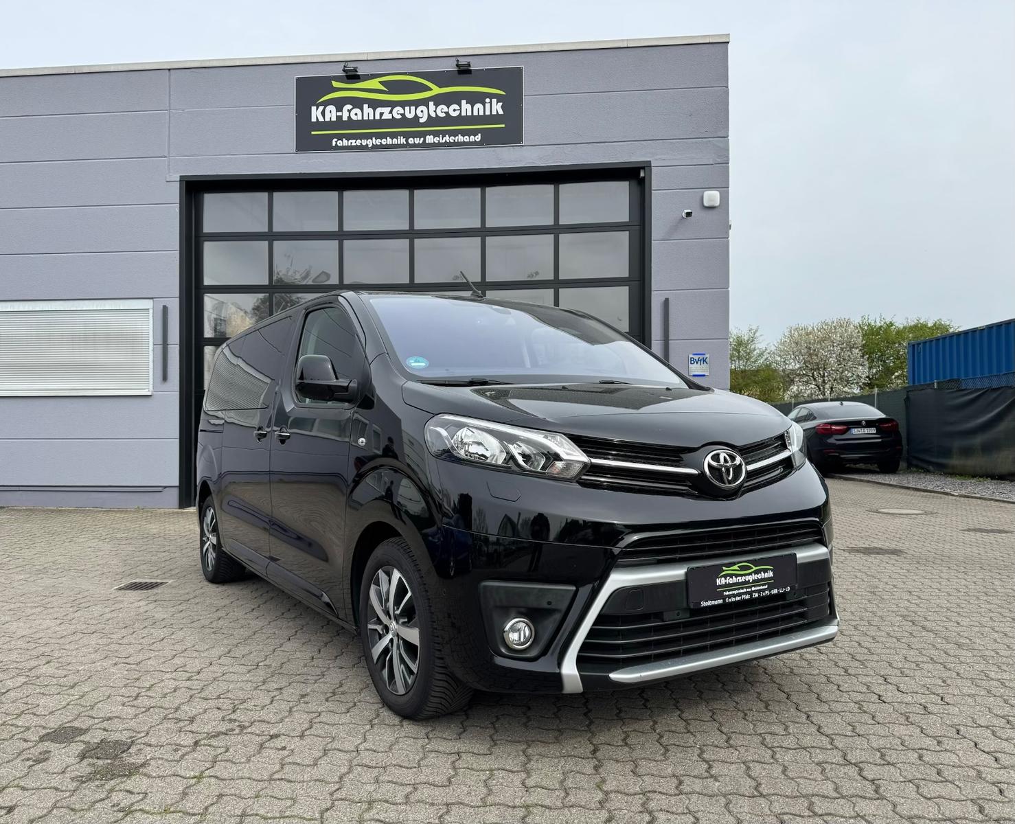 Toyota Proace Verso L1 Team Deutschland
