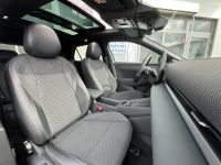 Volkswagen T-Roc 1.5 eTSI DSG R-Line PANO AHK MATRIX 4JGAR bei Autohaus Landmann & Maier OHG