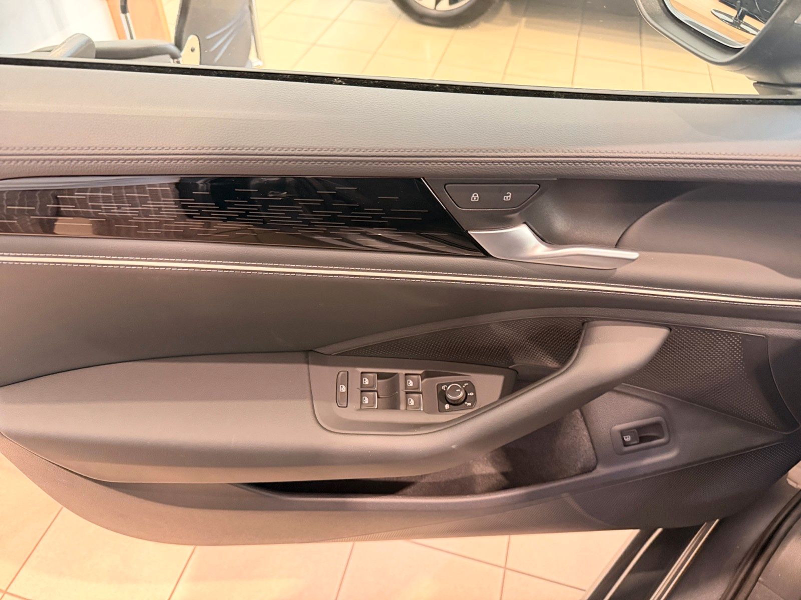 Volkswagen Passat Variant - Bild 14