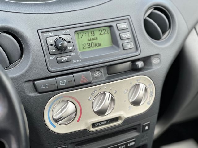 Toyota Yaris  1.0 Sol