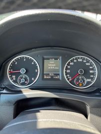 Volkswagen Tiguan - 10