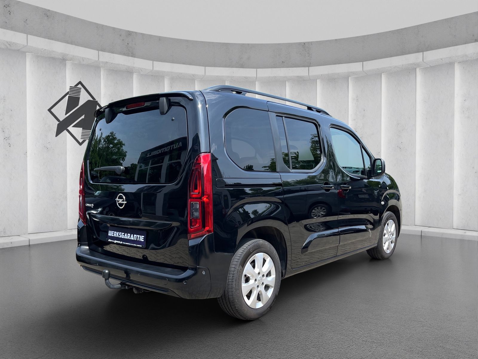 Fahrzeugabbildung Opel Combo Life - e Ultimate