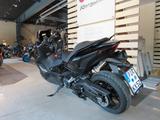 Yamaha TMAX 560 TechMAX *Vorführer - 5 Jahre Garantie* - YAMAHA SCHWARZ BENZIN ROLLER