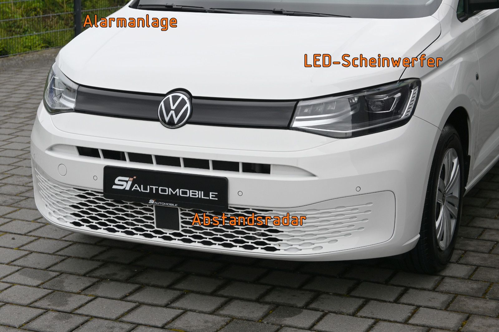 Fahrzeugabbildung Volkswagen Caddy Maxi 2.0 TDI DSG °ACC°AHK°LED°KAMERA°8FACH