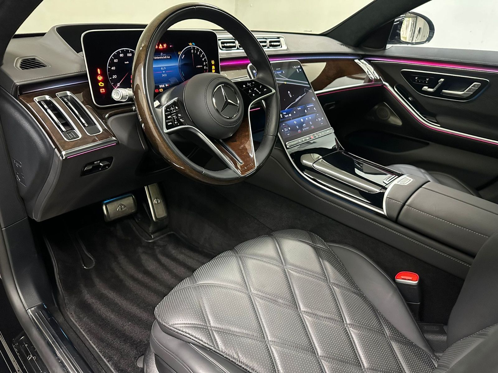 Fahrzeugabbildung Mercedes-Benz S 580 e MAYBACH  *FOND ENTERT*EXCLUSIVE*TABLET