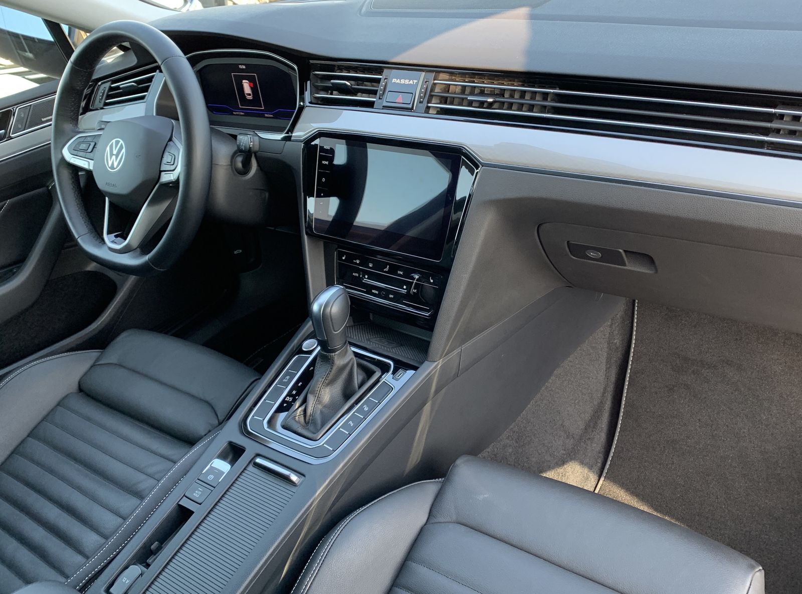 Fahrzeugabbildung Volkswagen Passat Variant 2.0 TDI*Leder*IQ.LIGHT*Cam*Leder*
