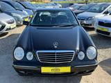Mercedes-Benz E 200 *Aut*MFL*SitzH*Klima* TÜV NEU - gebrauchte Mercedes-Benz E 200 aus dem Jahr 2001