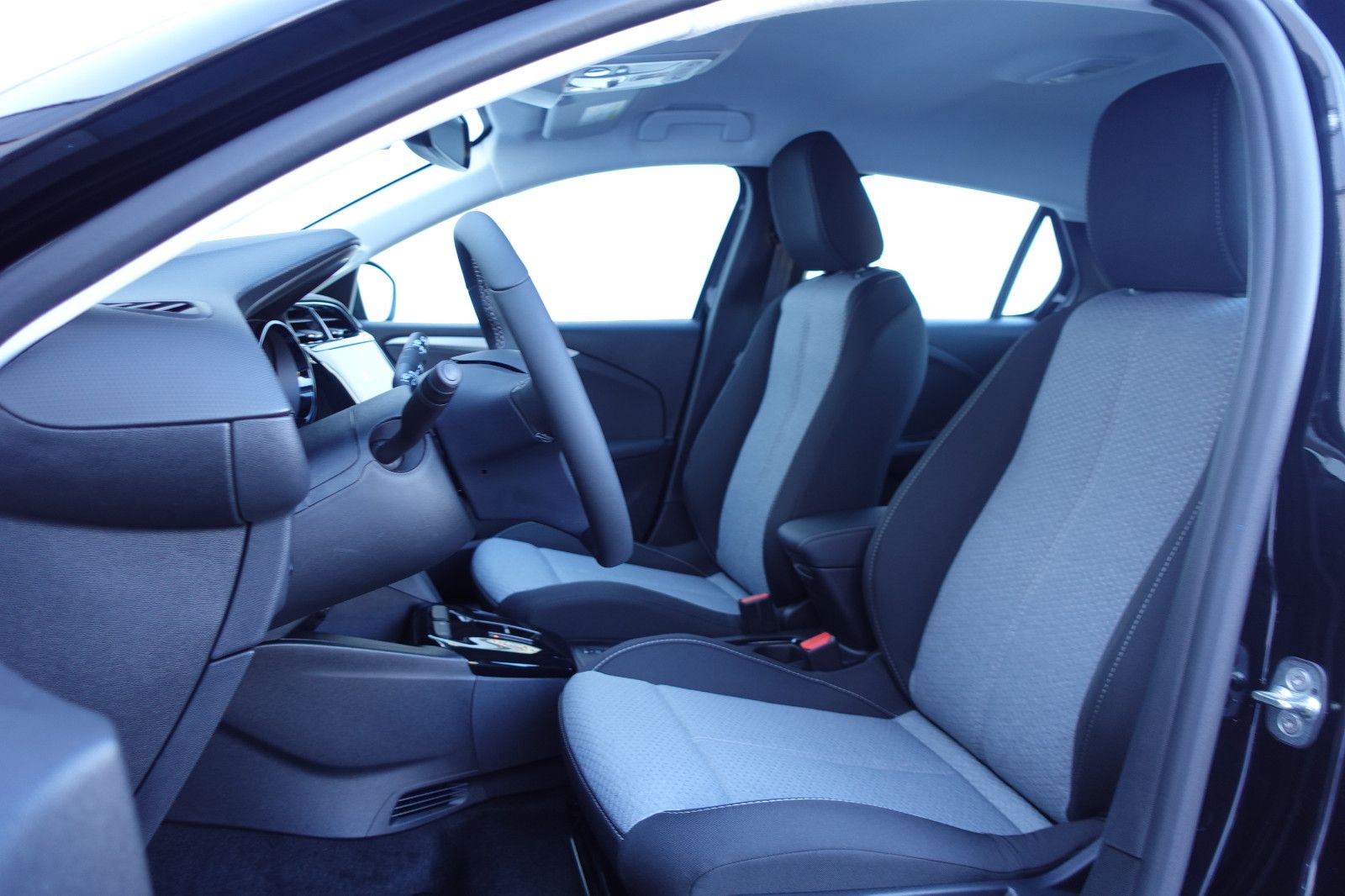 Fahrzeugabbildung Opel Corsa Hybrid Edition Sitzh.,Allwetter,LED,PDC