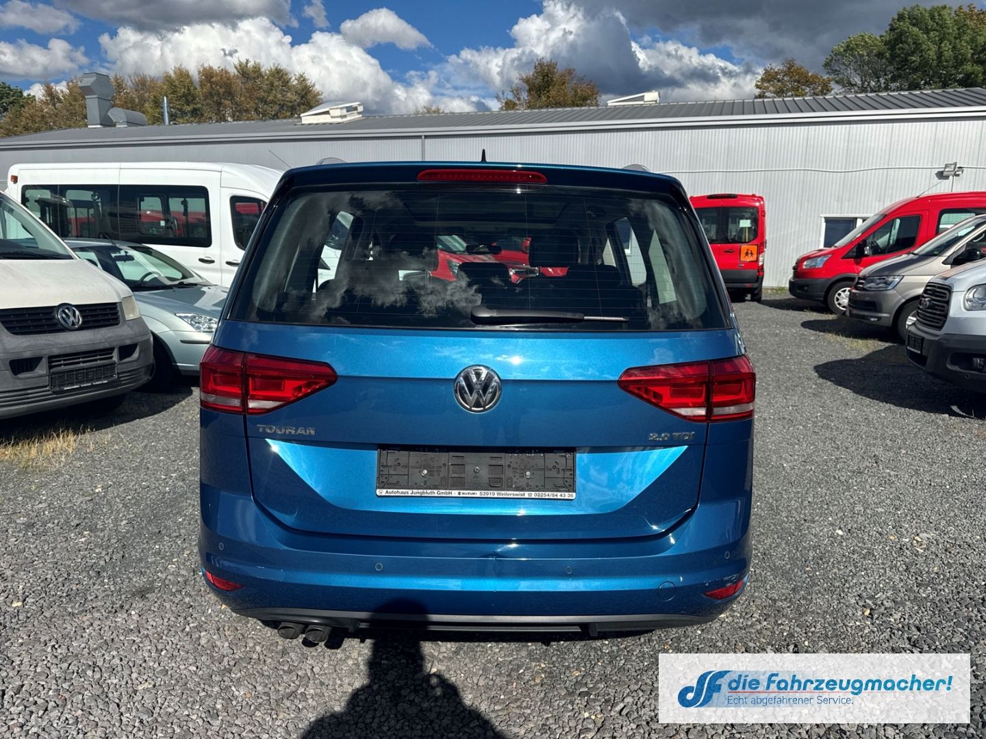 Fahrzeugabbildung Volkswagen Touran Highline 2,0TDi Pano *EXPORT