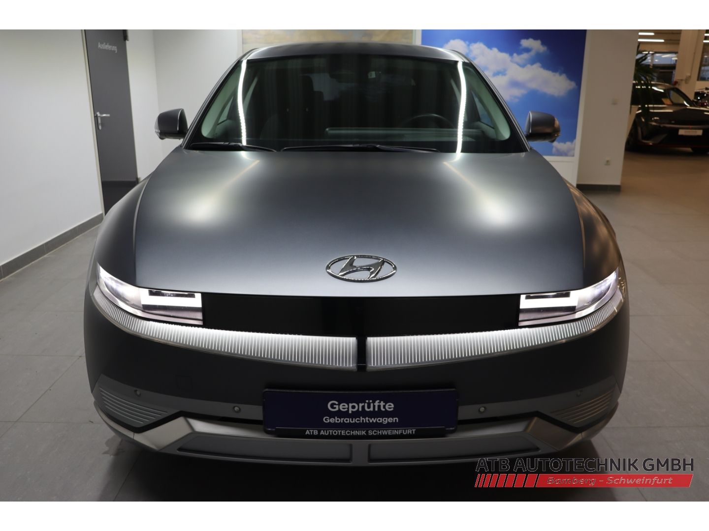 Fahrzeugabbildung Hyundai IONIQ 5 72,6 kWh UNIQ 98,2% SOH HUD El. Fondsitz